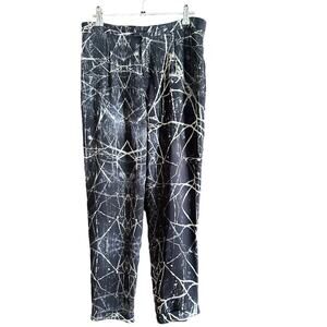 BNWT HAUTE HIPPIE | Black and White Printed Silk Cuffed Trousers | Size 4